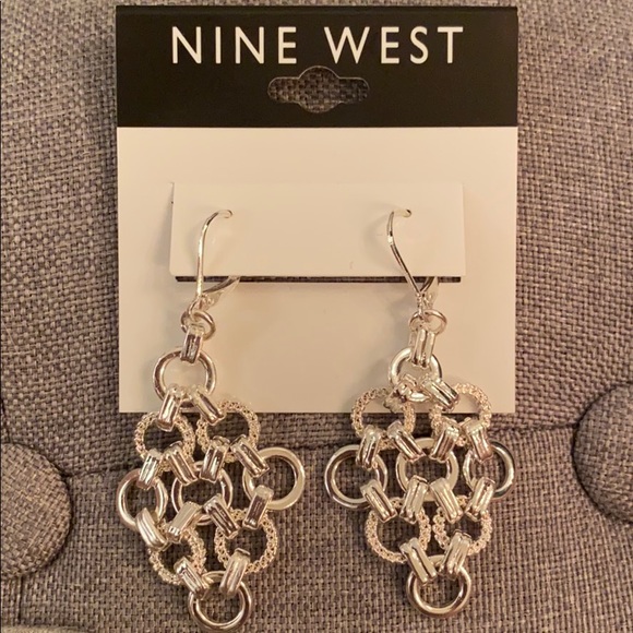 Nine west dangle earrings - Picture 3 of 3